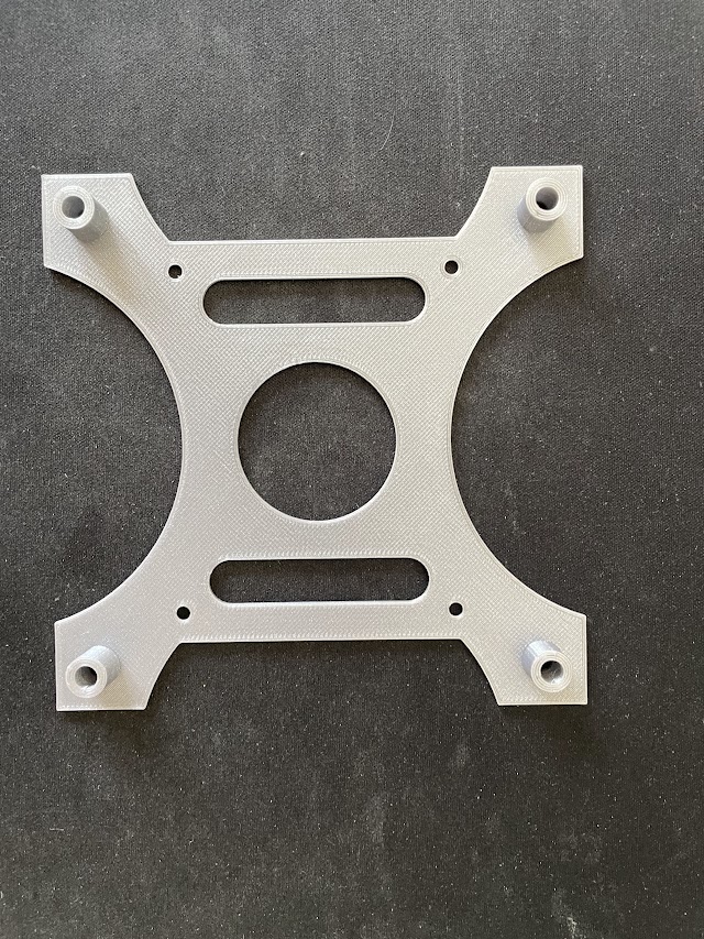 Top of the plate showing the riser depth.